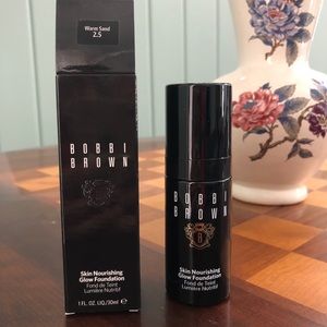 Bobbi Brown skin nourishing glow foundation NEW!